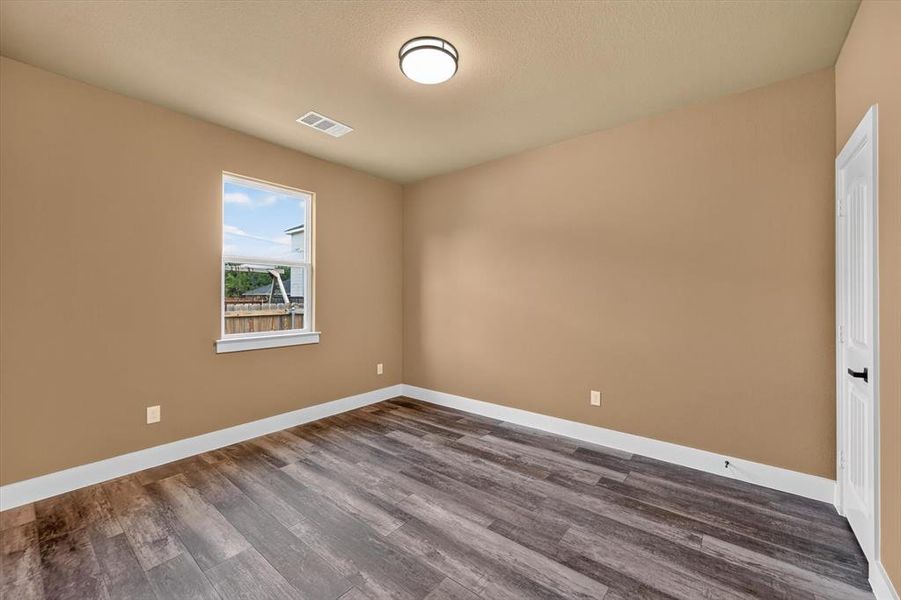Spacious, unfurnished interior of a new home in , Waxahachie (Image 24). Spacious, unfurnished interior of a new home in , Waxahachie (Image 24).