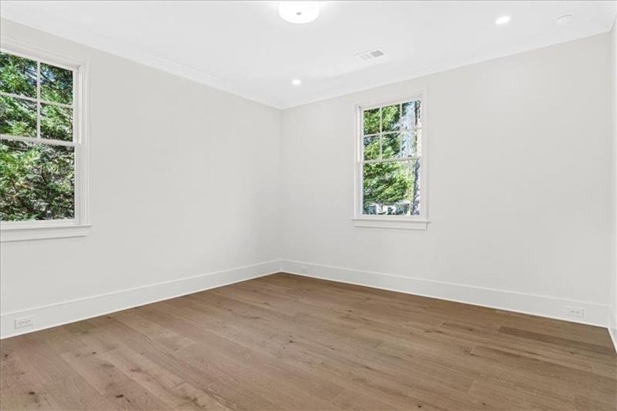 Spacious, unfurnished interior of a new home in , Atlanta (Image 67).