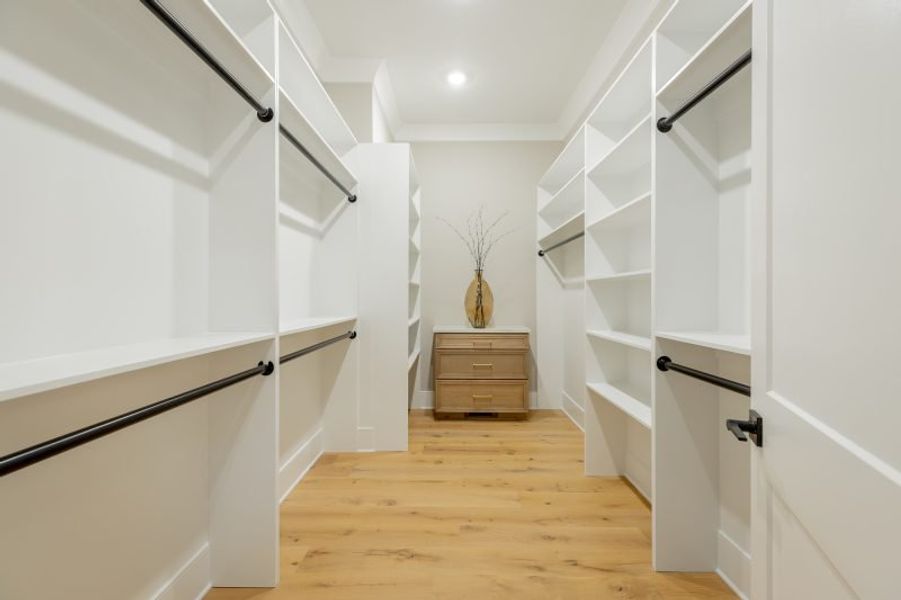 Furnished interior view inside a new home in River Gorge Ranch, Guild (Image 103).
