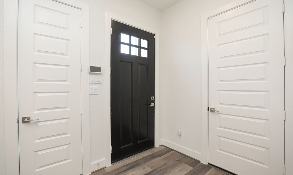 Spacious, unfurnished interior of a new home in Independence Heights, Houston (Image 22). Spacious, unfurnished interior of a new home in Independence Heights, Houston (Image 22).