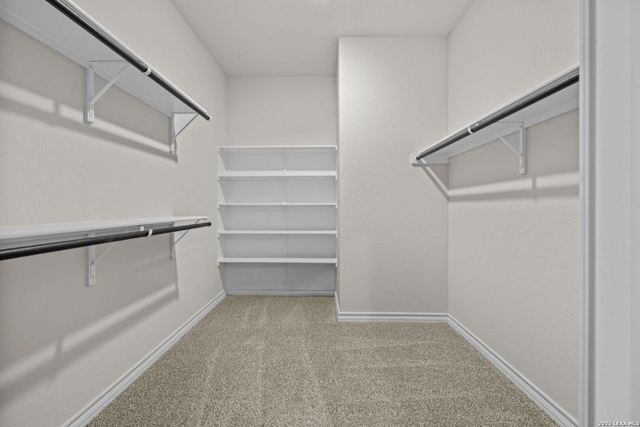 Spacious, unfurnished interior of a new home in Redbird Ranch, San Antonio (Image 17).