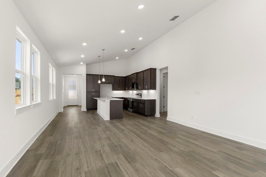 Spacious, unfurnished interior of a new home in The Enclave at Hidden Oaks, Georgetown (Image 26). Spacious, unfurnished interior of a new home in The Enclave at Hidden Oaks, Georgetown (Image 26).