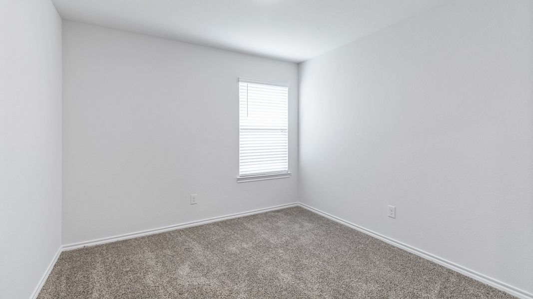 Representative unfurnished interior of a home built from the X40L Lakeway by D.R. Horton in Valor Farms, Royse City (Image 21).