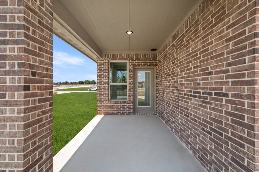 Front exterior of a new home in Redden Farms – Active Adult, Midlothian, TX, highlighting curb appeal (Image 28). Front exterior of a new home in Redden Farms – Active Adult, Midlothian, TX, highlighting curb appeal (Image 28).