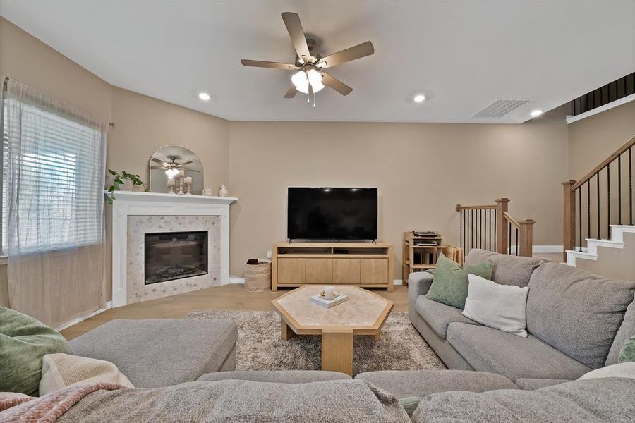 Furnished interior view inside a new home in , Princeton (Image 34).