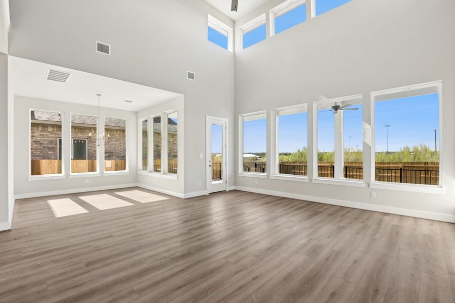 Spacious, unfurnished interior of a new home in Blackhawk, Pflugerville (Image 23).