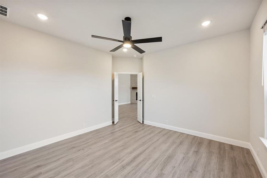 Spacious, unfurnished interior of a new home in Mockingbird Hills 60-65, Joshua (Image 22).