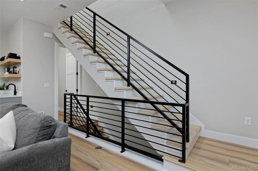 Image 40 of a home in .