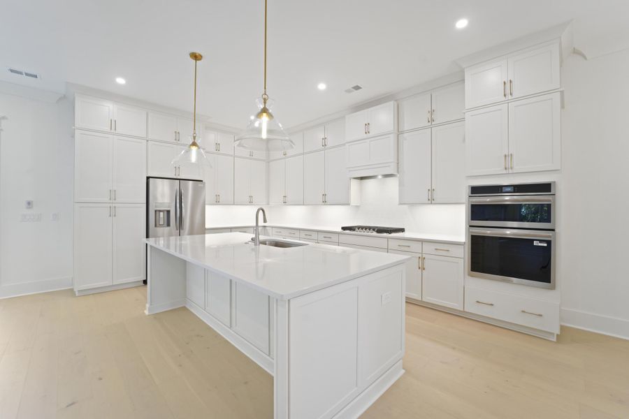 Furnished interior view inside a new home in , Charleston (Image 37).