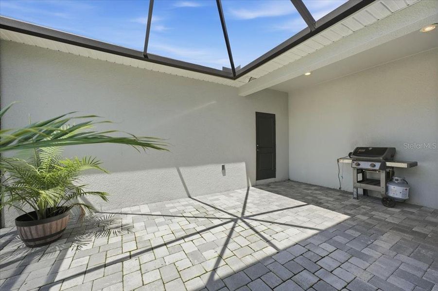 Exterior details and patio area of a home in , Sarasota (Image 31).