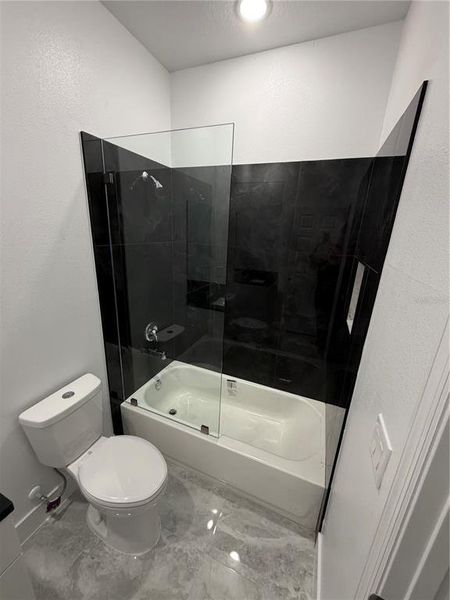 Furnished interior view inside a new home in , Lakeland (Image 5).