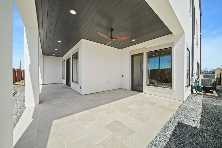 Exterior details and patio area of a home in Monet Estates, Sugar Land (Image 3).