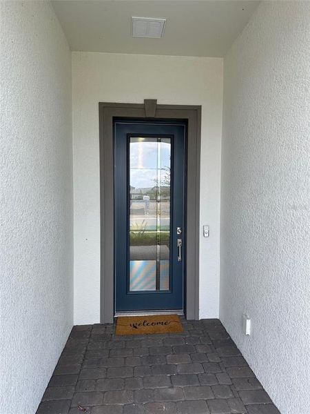 Spacious, unfurnished interior of a new home in Lakespur Wellen Park, Venice (Image 28).