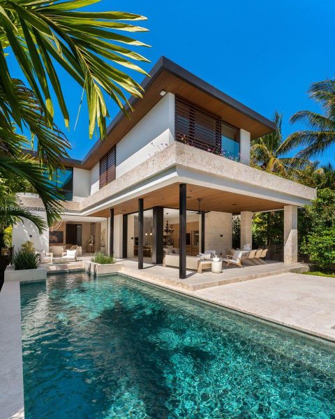 Exterior details and patio area of a home in , Miami Beach (Image 15). Exterior details and patio area of a home in , Miami Beach (Image 15).