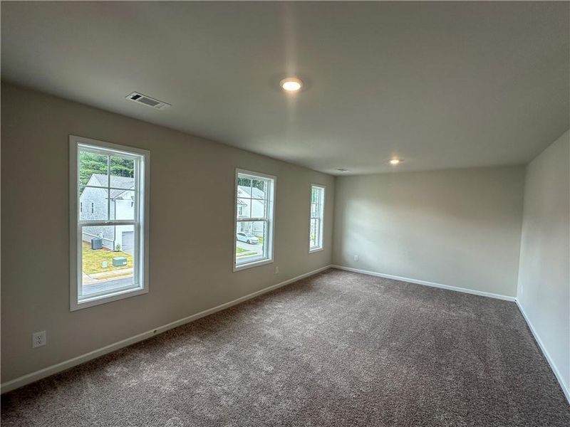 Spacious, unfurnished interior of a new home in Kentmere, Auburn (Image 23).