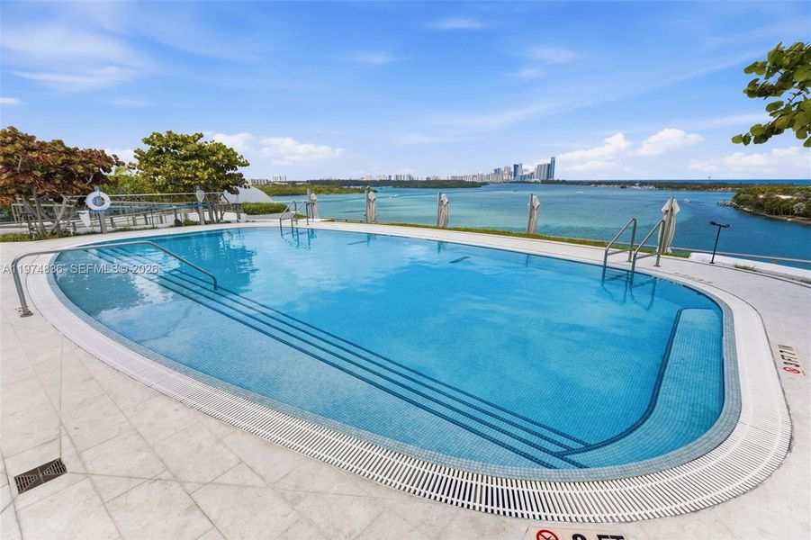 Community amenities in , Bay Harbor Islands (Image 37).