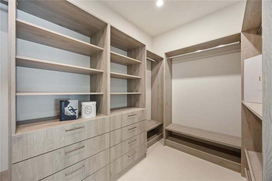 Furnished interior view inside a new home in , Sarasota (Image 43).