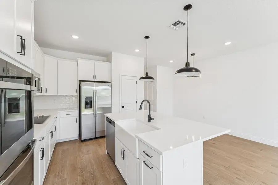 Furnished interior view inside a new home in Salerno Reserve Townhomes, Stuart (Image 7).