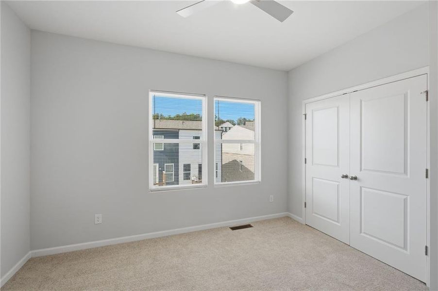 Spacious, unfurnished interior of a new home in , Atlanta (Image 26).