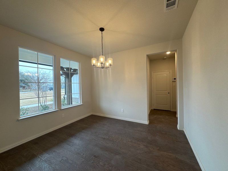 Spacious, unfurnished interior of a new home in Terra Escalante, Blue Ridge (Image 10).