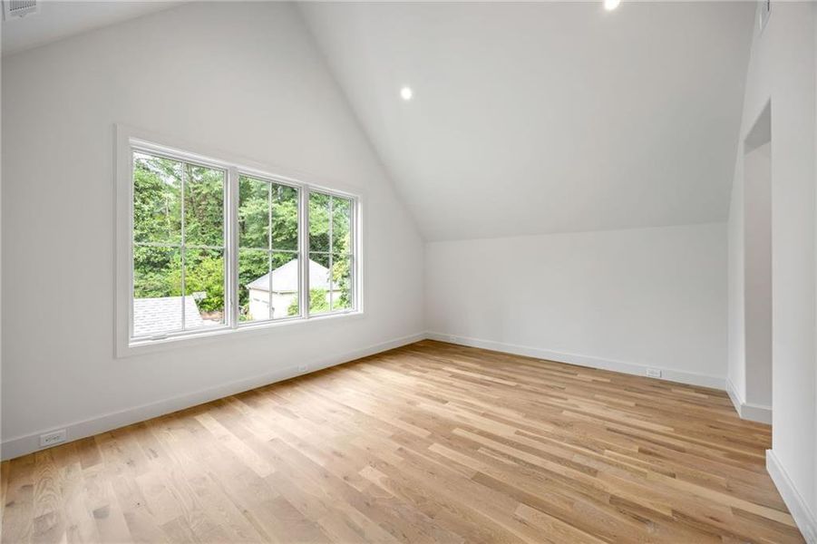 Spacious, unfurnished interior of a new home in , Atlanta (Image 26).