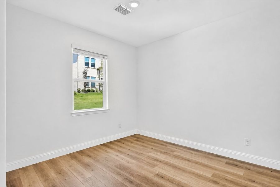 Spacious, unfurnished interior of a new home in Cross Creek Meadows, Celina (Image 28). Spacious, unfurnished interior of a new home in Cross Creek Meadows, Celina (Image 28).