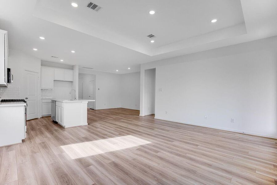 22002 Sam Raburn Drive ~ Ready Now