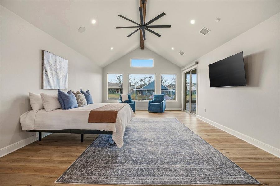 Furnished interior view inside a new home in , Granbury (Image 14).