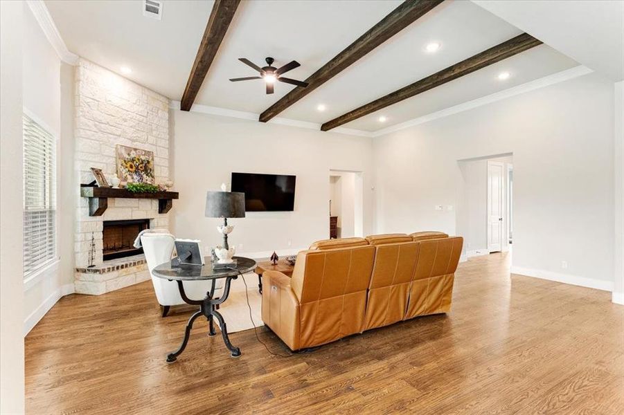 Furnished interior view inside a new home in King Crossing Estates, Van Alstyne (Image 7).
