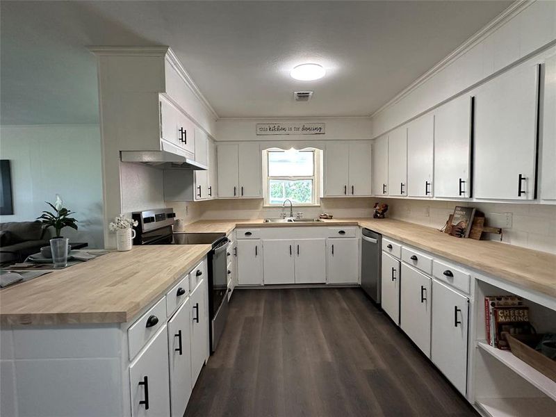 Furnished interior view inside a new home in , Zephyr (Image 11). Furnished interior view inside a new home in , Zephyr (Image 11).