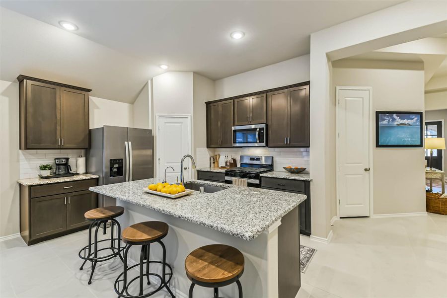 Furnished interior view inside a new home in Escondido 45', Magnolia (Image 8).