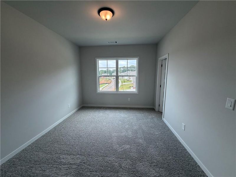 Spacious, unfurnished interior of a new home in Mallard’s Landing, Jefferson (Image 39).