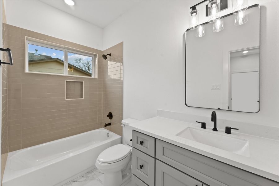 Representative furnished interior of a home built from the 1616 by Zoom Homes in Bauman Landing, Houston (Image 20).