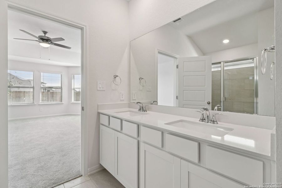 Furnished interior view inside a new home in Legendary Trails - Classic Series, Cibolo (Image 11). Furnished interior view inside a new home in Legendary Trails - Classic Series, Cibolo (Image 11).