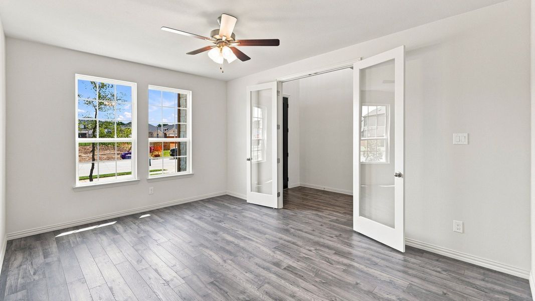 Furnished interior view inside a new home in Taylor Estates, Corinth (Image 39).
