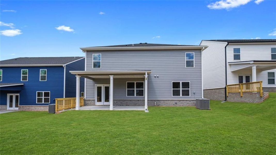 Exterior details and patio area of a home in Twin Lakes, Hoschton (Image 2). Exterior details and patio area of a home in Twin Lakes, Hoschton (Image 2).