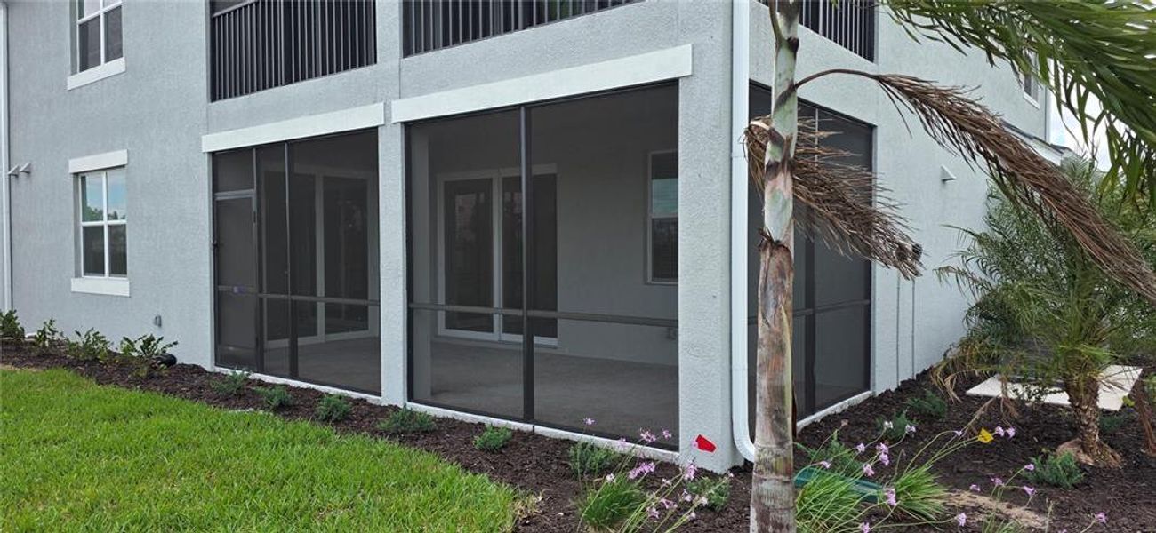 Exterior details and patio area of a home in Calusa Country Club, Lakewood Ranch (Image 19).