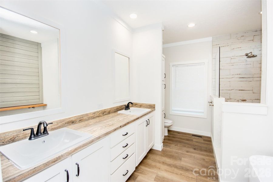 Furnished interior view inside a new home in , Hamptonville (Image 5).