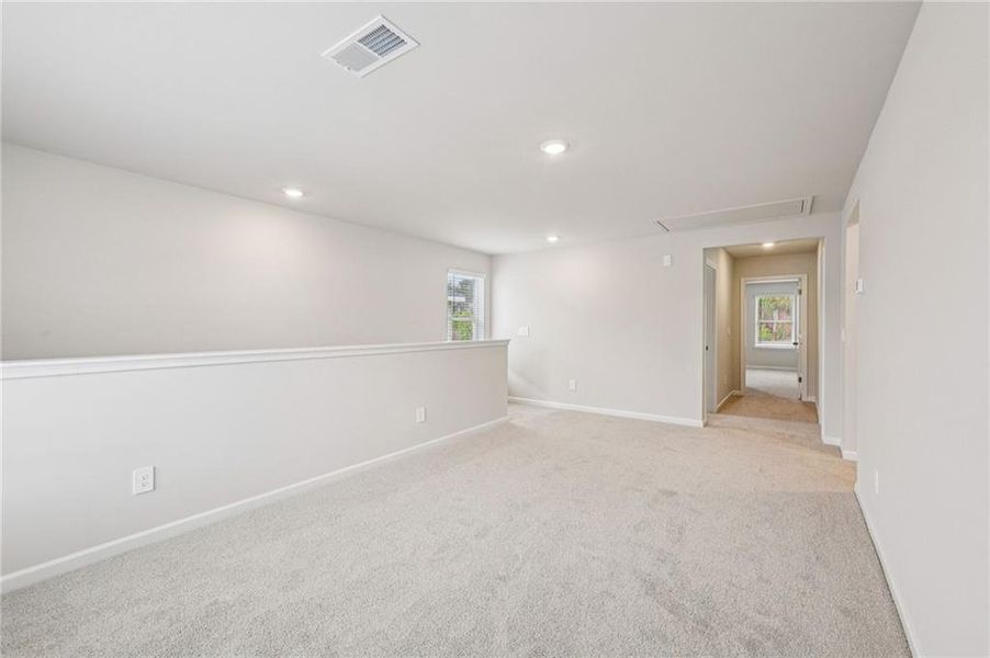 Spacious, unfurnished interior of a new home in Hawthorne Station, College Park (Image 22). Spacious, unfurnished interior of a new home in Hawthorne Station, College Park (Image 22).