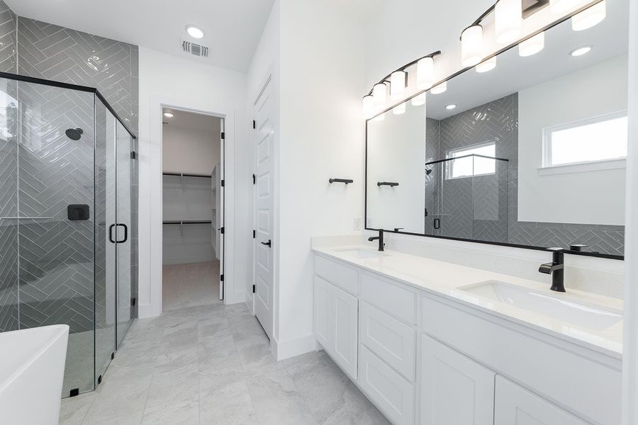 Furnished interior view inside a new home in Rough Hollow The District, Lakeway (Image 3). Furnished interior view inside a new home in Rough Hollow The District, Lakeway (Image 3).