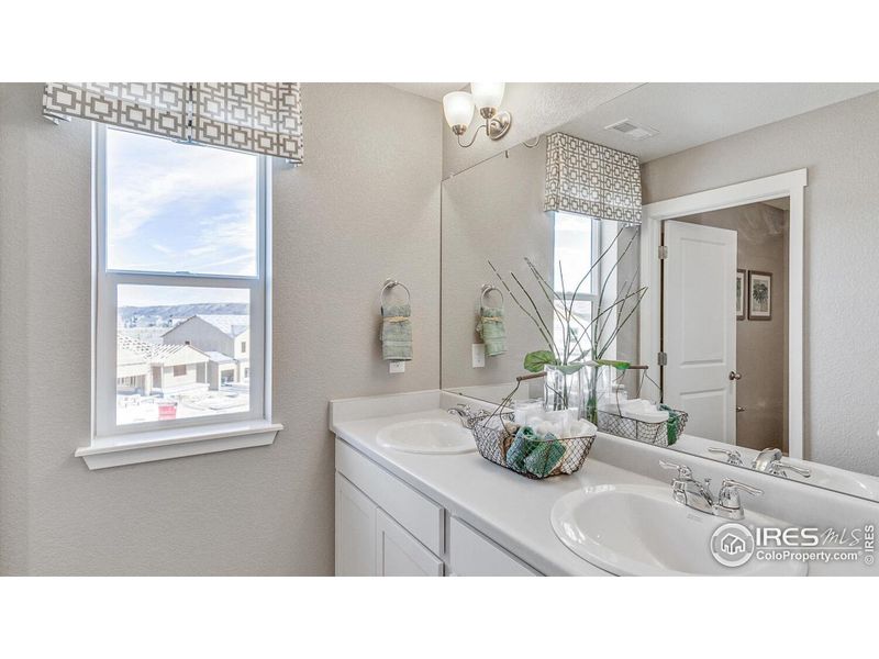 Furnished interior view inside a new home in Northridge Estates, Greeley (Image 11).