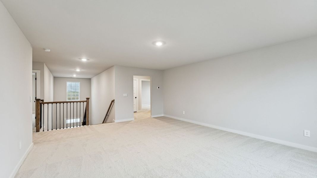 Representative unfurnished interior of a home built from the Stonebrook II by D.R. Horton in Harvest Point, Spring Hill (Image 54). Representative unfurnished interior of a home built from the Stonebrook II by D.R. Horton in Harvest Point, Spring Hill (Image 54).