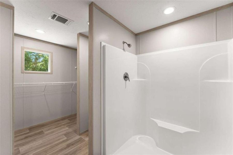 Image 34 of a home in .