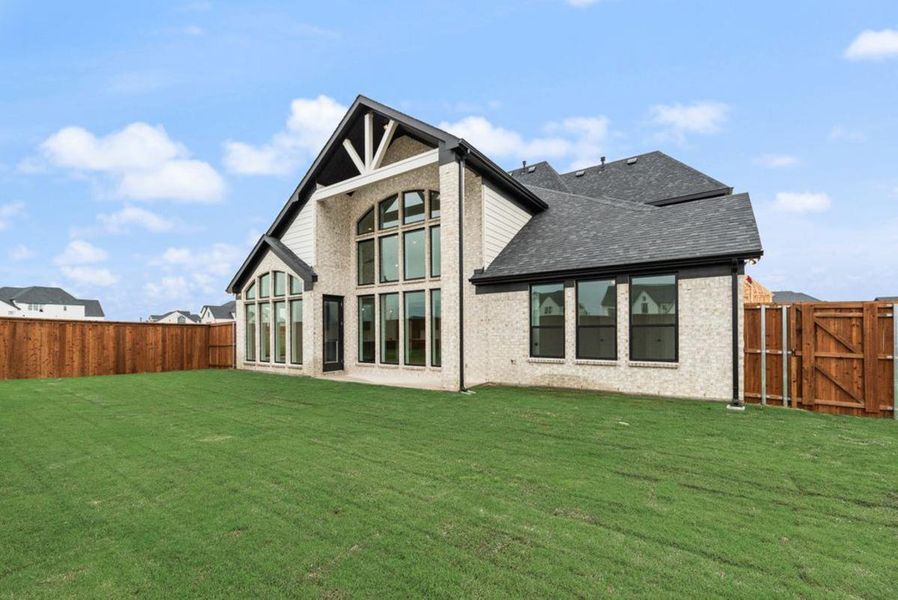 Exterior details and patio area of a home in Park Place, Prosper (Image 4). Exterior details and patio area of a home in Park Place, Prosper (Image 4).