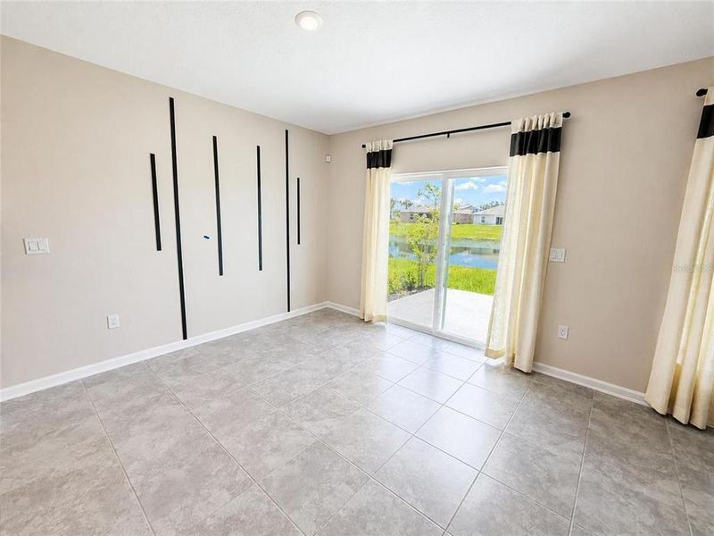 Spacious, unfurnished interior of a new home in , Kissimmee (Image 10).