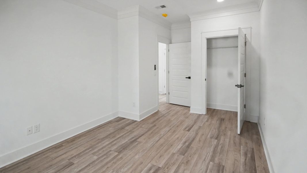 Spacious, unfurnished interior of a new home in , North Charleston (Image 24).