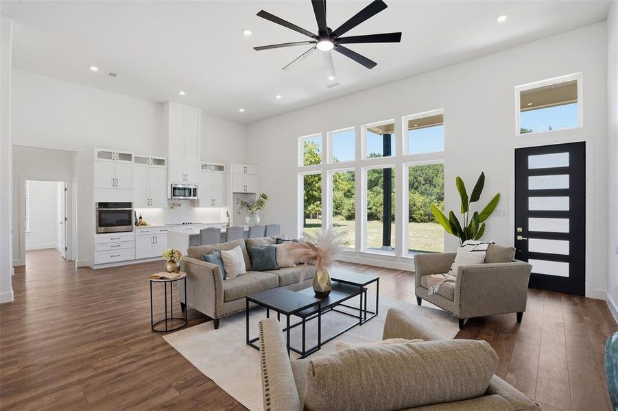Furnished interior view inside a new home in Pecan Plantation, Granbury (Image 5).