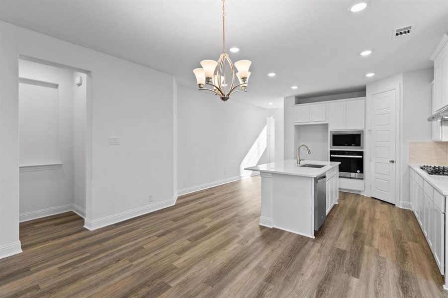 DAL_Trinity Falls_Kenedy_8321 Oak Island Trl (6)