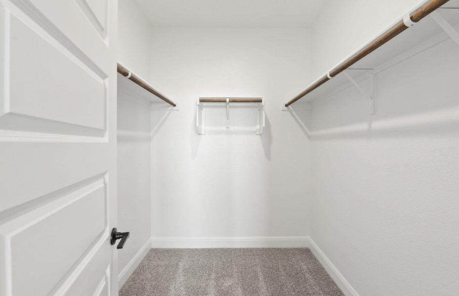 Spacious, unfurnished interior of a new home in Lagos, Manor (Image 19).