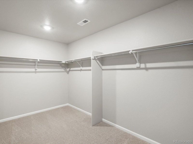 Spacious, unfurnished interior of a new home in Buffalo Highlands: The Canyon Collection, Commerce City (Image 29).